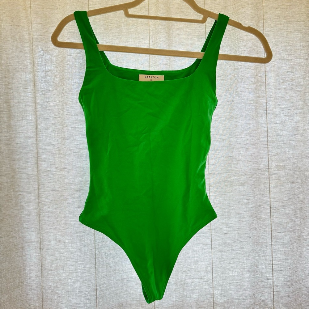 Aritzia Babaton Contour Squareneck Bodysuit
